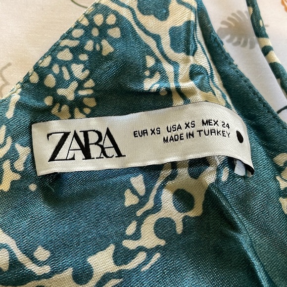 Zara Paisley Slip Dress in Ice Blue and Off-White, size XS - Picture 5 of 6